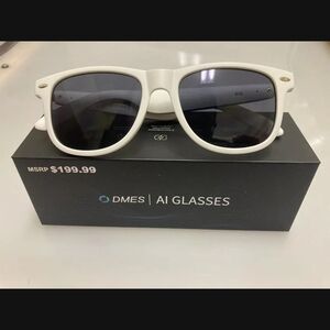White AI Glasses